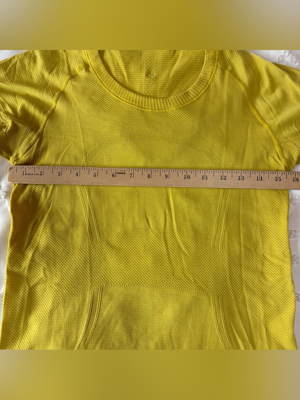 Lululemon Swiftly Tech 2.0 Short Sleeve Tee Gold Yellow Mustard Women’s Size 8 - Picture 2 of 7